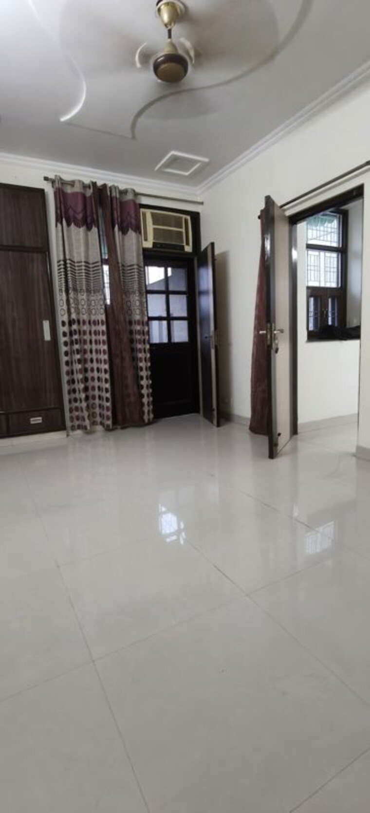 Room, dda-platinum-heights 3 Bedroom 1800 Sq.Ft. Apartment In Sector 18 Dwarka Delhi 10479615