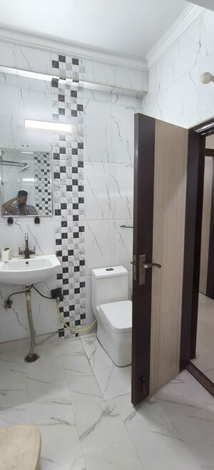Bathroom in 3 BHK Apartment at DDA Platinum Heights, Sector 18 Dwarka – for Rent