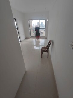 2 BHK Apartment For Rent in UK Iridium