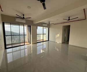 Room in 3 BHK Apartment at Damji Shamji Mahavir Spring Tulip Phase 1, Pokhran Road No Two – for Rent