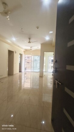 3 BHK Apartment For Rent in Gaur City 7th Avenue