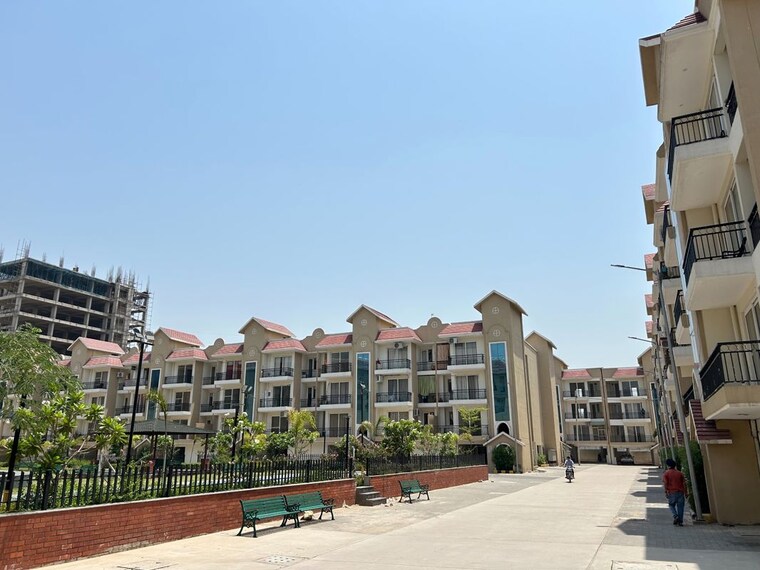 Exterior View, bhabat 1 Bedroom 1000 Sq.Ft. Apartment In Bhabat Zirakpur 10479734