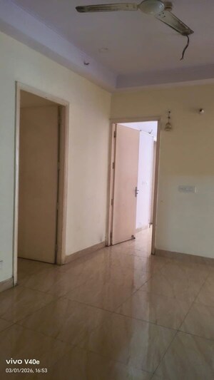 2 BHK Apartment For Rent in Gaur City 7th Avenue, Sector 4 Greater Noida