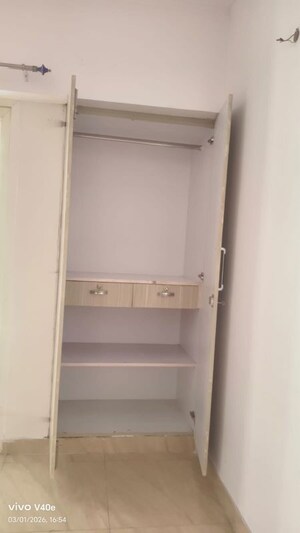 Furnished Amenities in 2 BHK Apartment at Gaur City 7th Avenue, Sector 4 Greater Noida – for Rent
