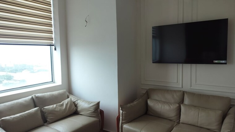 Living Room, dlf-corporate-greens Commercial Office Space 3000 Sq.Ft. In Sector 74a Gurgaon 10479777