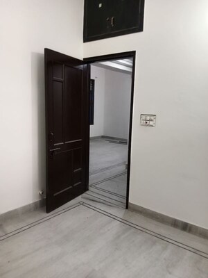 Room in 2 BHK Builder Floor at Huda – for Rent