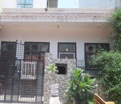 2 BHK + Pooja Room,Extra Room,Store Room Villa For Rent in Aims Golf Green