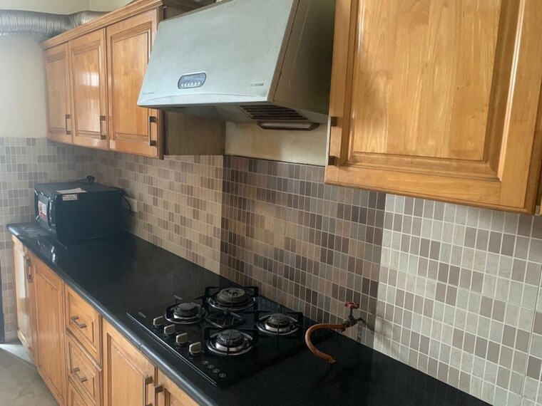 Kitchen, sector 40 3 Bedroom 2751 Sq.Ft. Builder Floor In Sector 40 Chandigarh 10479844