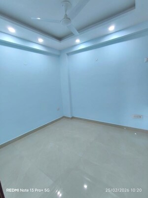 Room in 1 BHK Apartment at Saket – for Rent