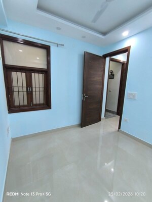 Room in 1 BHK Apartment at Saket – for Rent