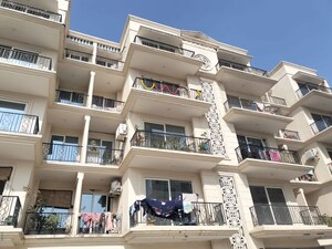 3 BHK Builder Floor – Exterior View View at Signature Global Park 4 and 5, Sohna Sector 36 - for Rent