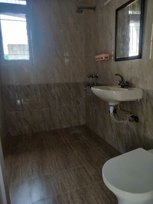 Bathroom in 6+ BHK Villa at Sector 44 – for Sale