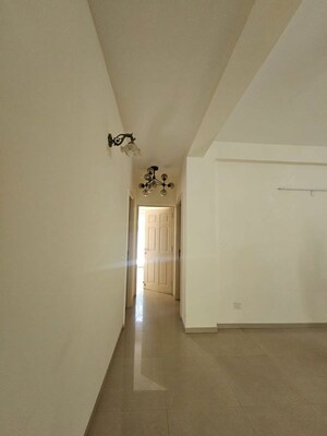 Furnished Amenities in 3 BHK Apartment at Emaar MGF Emerald Hills, Sector 65 – for Rent