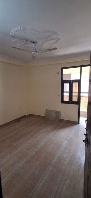 Room in 1 BHK Builder Floor at Chattarpur – for Rent
