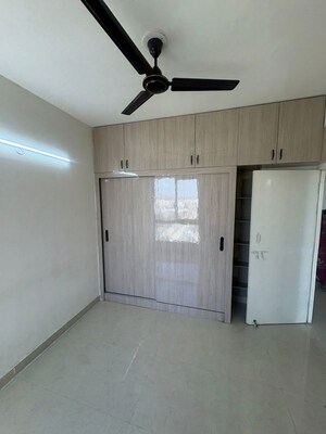 2 BHK Apartment For Rent in Signature The Millennia 3, Sector 37d