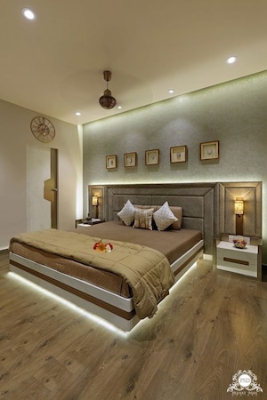Bedroom in 4 BHK Builder Floor at Safdarjung Enclave – for Rent