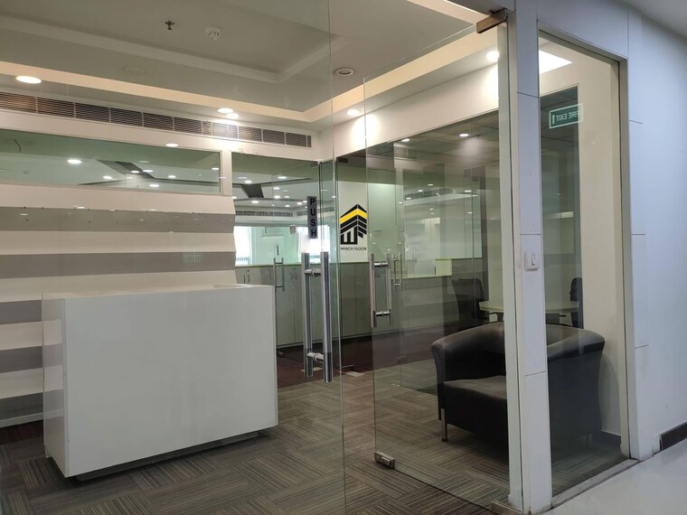  Parking, indore gpo Commercial Office Space 1250 Sq.Ft. In Indore Gpo Indore 10479986