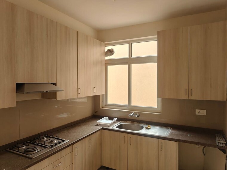 Kitchen, emaar-mgf-emerald-hills 3 Bedroom 2403 Sq.Ft. Apartment In Sector 65 Gurgaon 10479981