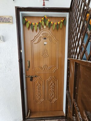 Furnished Amenities in 2 BHK Apartment at Amrut Runwal Paradise, Kothrud – for Rent