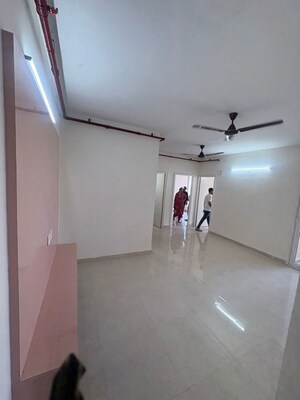 Room in 2 BHK Apartment at Signature The Millennia 3, Sector 37d – for Rent