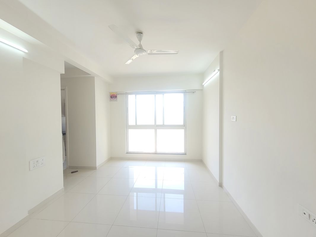1.5 BHK + Store Room 550 Sq.Ft. Apartment in Godrej Emerald