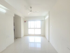 1.5 BHK Apartment For Rent in Godrej Emerald, Ghodbunder Road