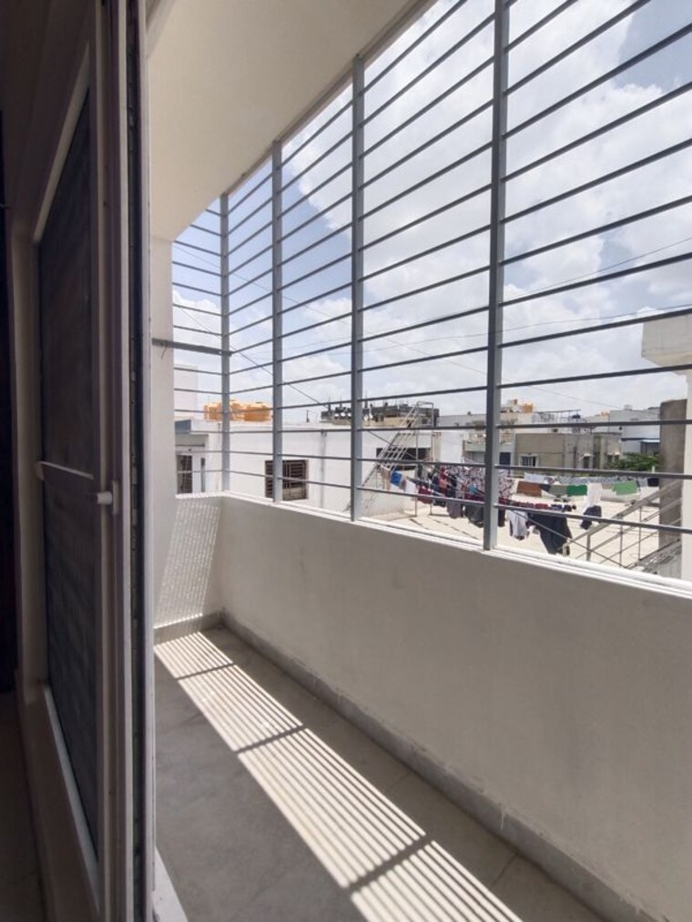Balcony, hal layout 3 Bedroom 2100 Sq.Ft. Builder Floor In Hal Layout Bangalore 10479985