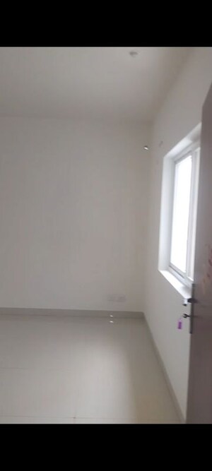 Room in 3 BHK Apartment at Greenspace Celestial, Kokapet – for Rent