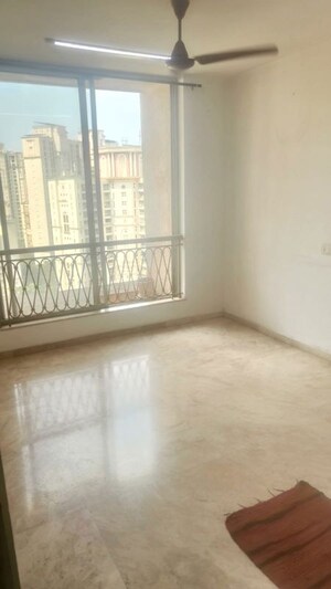 1 BHK Apartment For Rent in Hiranandani The Walk, Ghodbunder Road