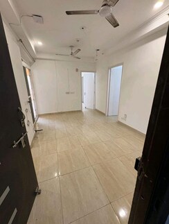 2 BHK Apartment For Rent in Gaur City 7th Avenue
