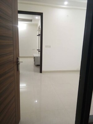 Room in 2 BHK Builder Floor at Chattarpur – for Rent
