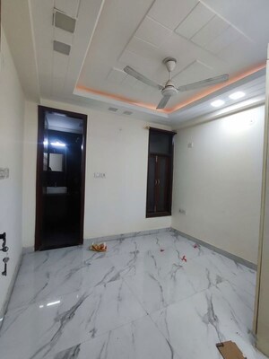 Bedroom in 2 BHK Apartment at Chattarpur – for Rent