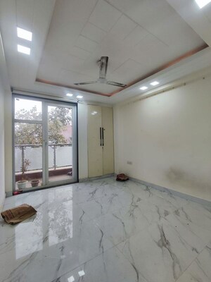 2 BHK Apartment For Rent in Chattarpur