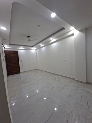 2 BHK Builder Floor For Rent in Chattarpur