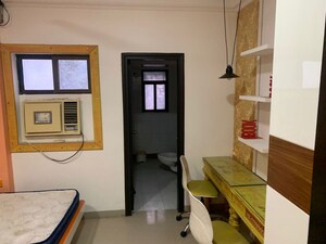 Staircase in 3.5 BHK Apartment at BPTP Freedom Park Life, Sector 57 – for Rent