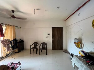 Team Area in 2 BHK Apartment at Avant Heritage, Jogeshwari East – for Rent