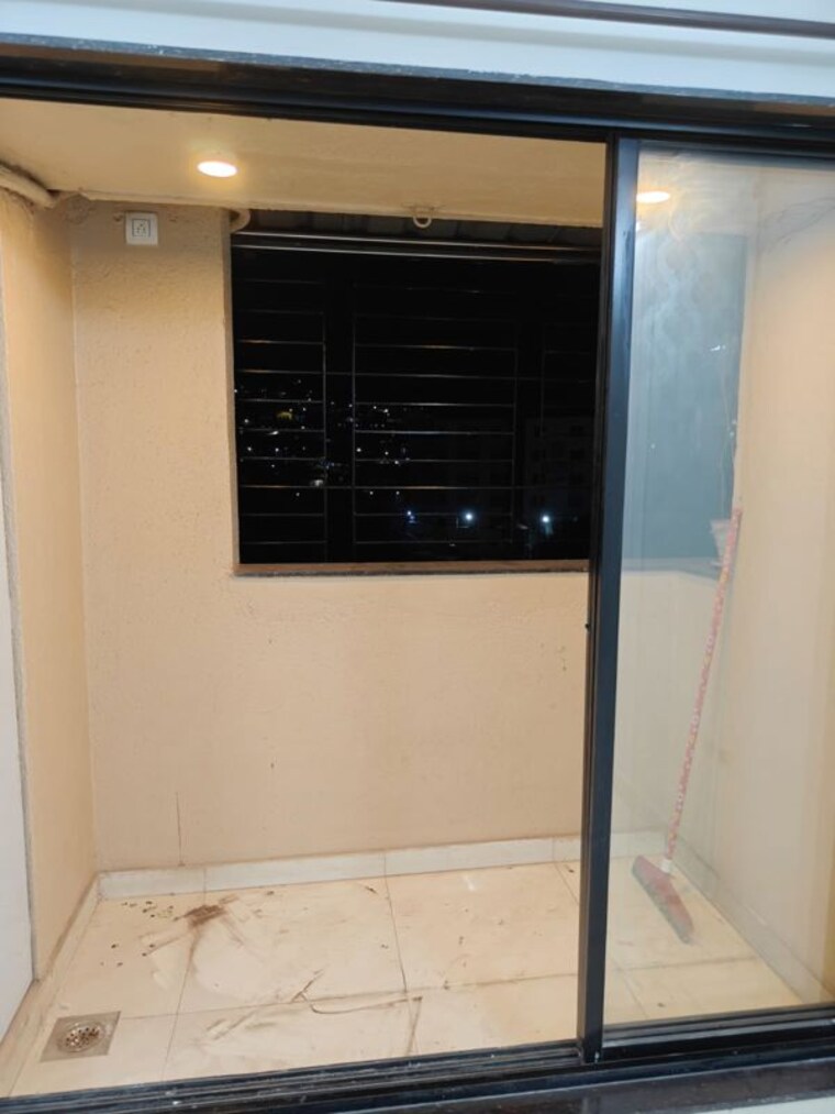 Bathroom, shree-sharanam-chs 1 Bedroom 470 Sq.Ft. Apartment In Brahmand Thane 10480145