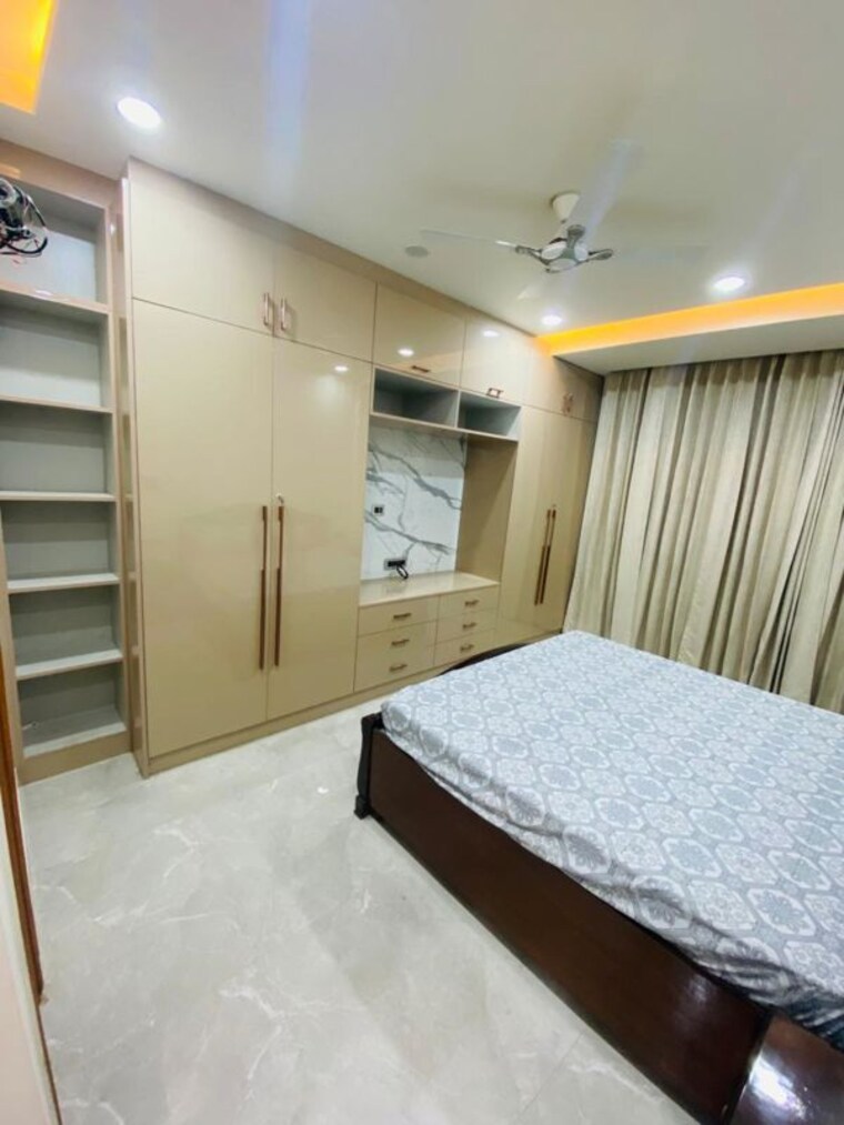 Bedroom, vasant kunj 4 Bedroom 3000 Sq.Ft. Builder Floor In Vasant Kunj Delhi 10480153