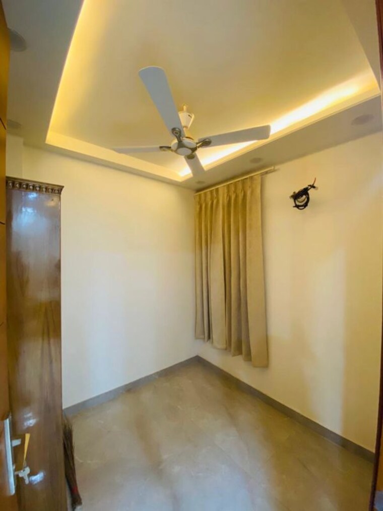 Bedroom, vasant kunj 4 Bedroom 3000 Sq.Ft. Builder Floor In Vasant Kunj Delhi 10480153