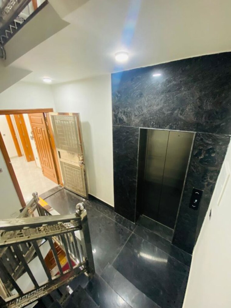 undefined, vasant kunj 4 Bedroom 3000 Sq.Ft. Builder Floor In Vasant Kunj Delhi 10480153