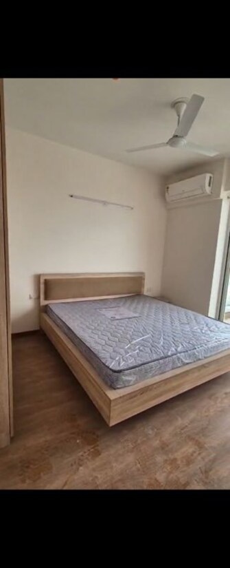 1 Rk  710 Sq.Ft. Apartment in Godrej Golf Link Villas