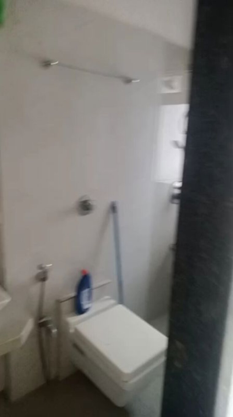 Bathroom, kukreja-estate 2 Bedroom 884 Sq.Ft. Apartment In Chembur Mumbai 10480154