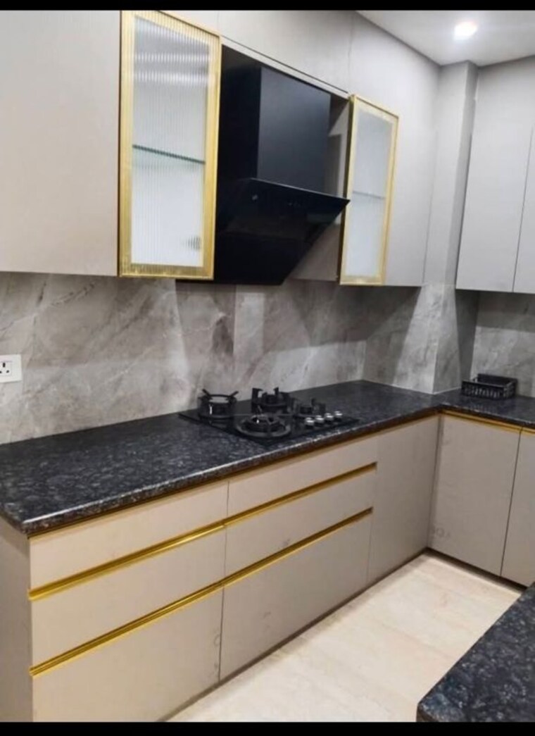 Kitchen, east of kailash 3 Bedroom 125 Sq.Yd. Builder Floor In East Of Kailash Delhi 10480214