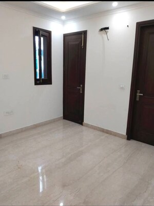 Room in 3 BHK Builder Floor at East Of Kailash – for Sale