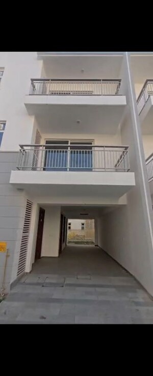 4 BHK Villa – Exterior View View at Godrej Golf Link Villas, Sector 27 Yamuna Expressway - for Rent