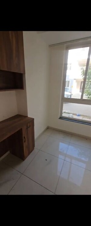 Kitchen in 4 BHK Villa at Godrej Golf Link Villas, Sector 27 Yamuna Expressway – for Rent