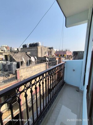 1 BHK Builder Floor For Rent in Saket