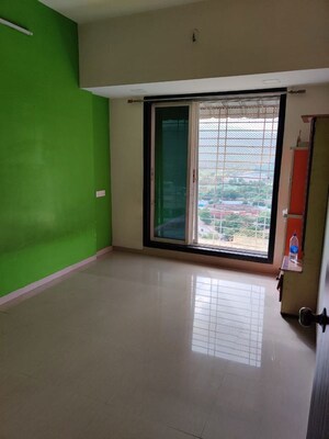 Room in 2 BHK Apartment at Simran Sapphire, Kharghar – for Rent