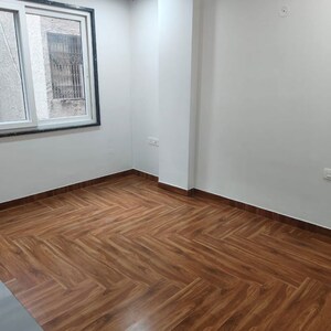 Room in 3 BHK Builder Floor at Janakpuri – for Rent
