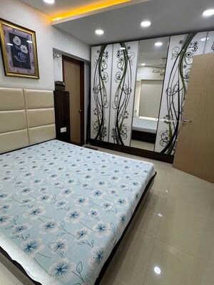 Room in 3 BHK Apartment at Marol – for Sale